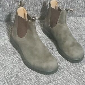 Blundstone Rustic Brown Chelsea Boots